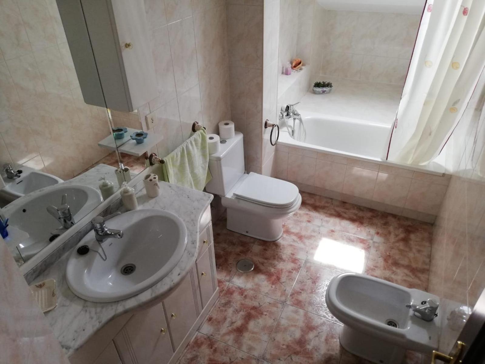 Apartamento En La Playa Ideal Para Grupos Байона Екстер'єр фото